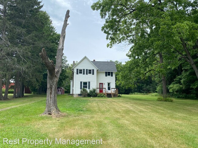 Building Photo - 2 br, 1 bath House - 4850 Skyline Drive