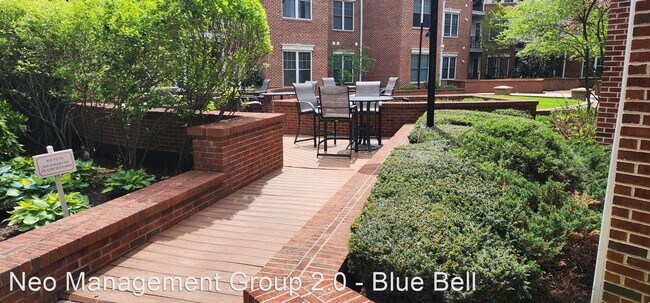 Foto del edificio - 2 br, 1 bath House - 200 W. Elm St. Unit 1306