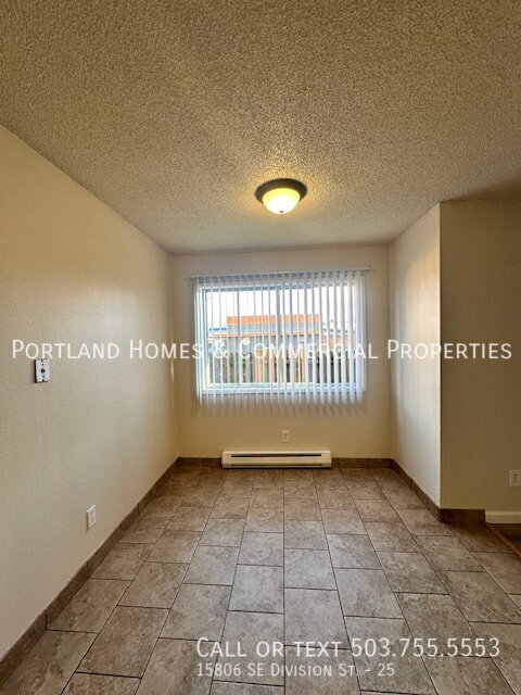 Foto del edificio - 15806 SE Division St