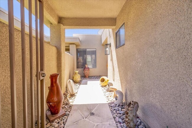 Foto del edificio - 72439 Desert Flower Dr