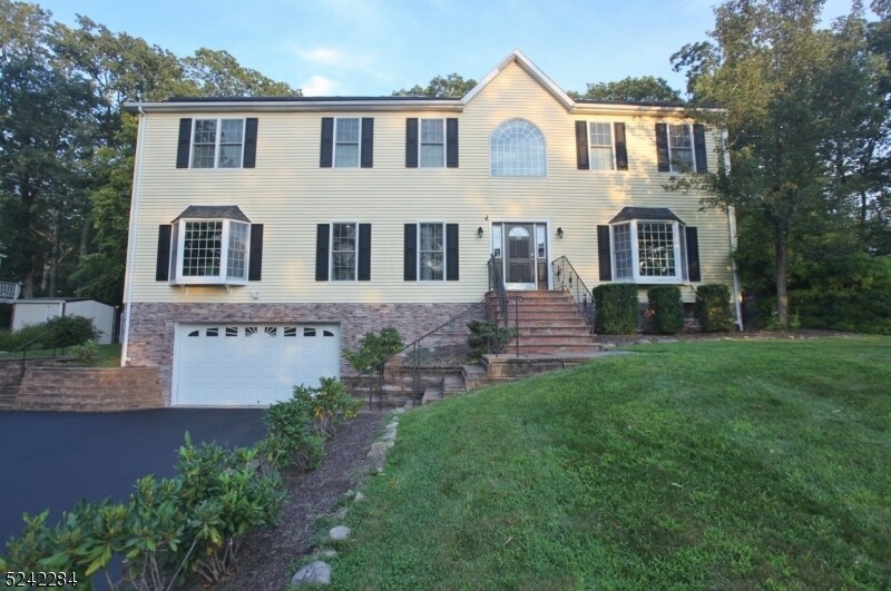 Primary Photo - 39 Indian Trail