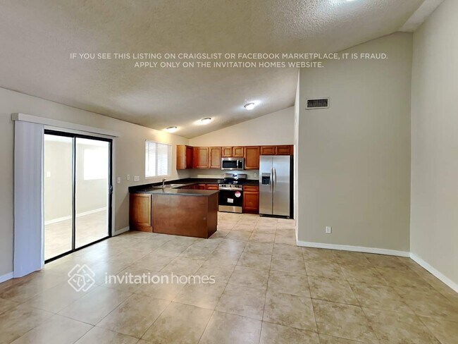 Foto del edificio - 5115 W Orchid Ln