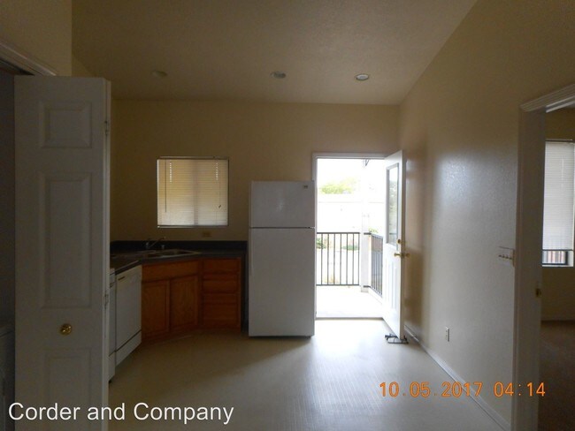 Building Photo - 4312 Sabana Loop SE