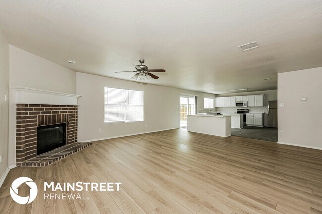 Foto del edificio - 7004 Sylvan Meadows Dr