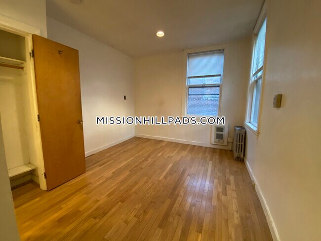 Foto del edificio - 55 S Huntington Ave