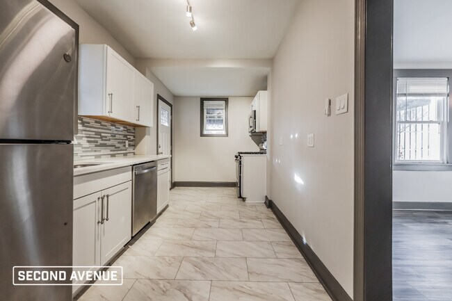 Building Photo - 1418 Westfield St