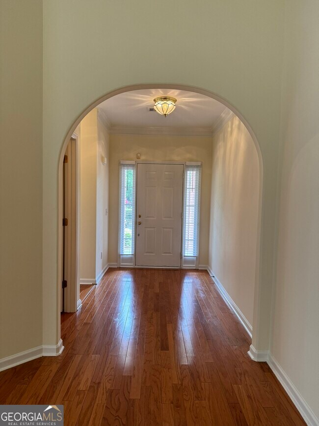 Building Photo - 1471 Brentwood Dr