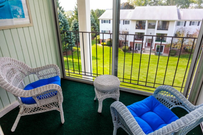 Building Photo - 430 Baldwin Ave