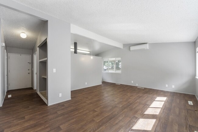 Building Photo - 12745 Lala Cove Ln SE