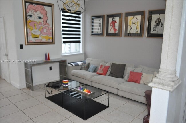 Foto del edificio - 4849 NW 108th Path