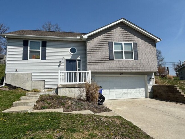 Photo - 30 Leah Ct House