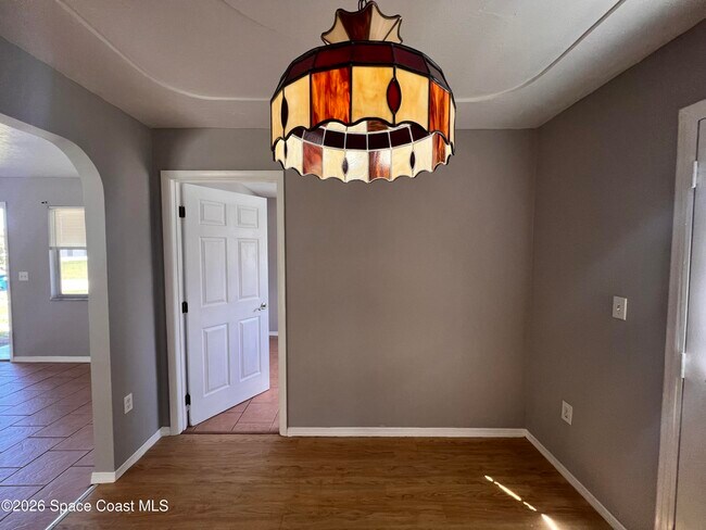 Foto del edificio - 460 Bargello Ave SE