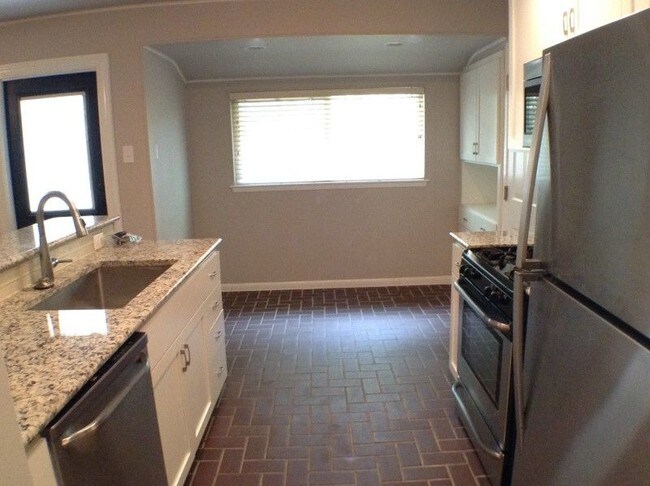 Building Photo - 11107 Reverie Ln