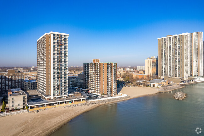 Foto del edificio - Thorndale Beach North Condominium