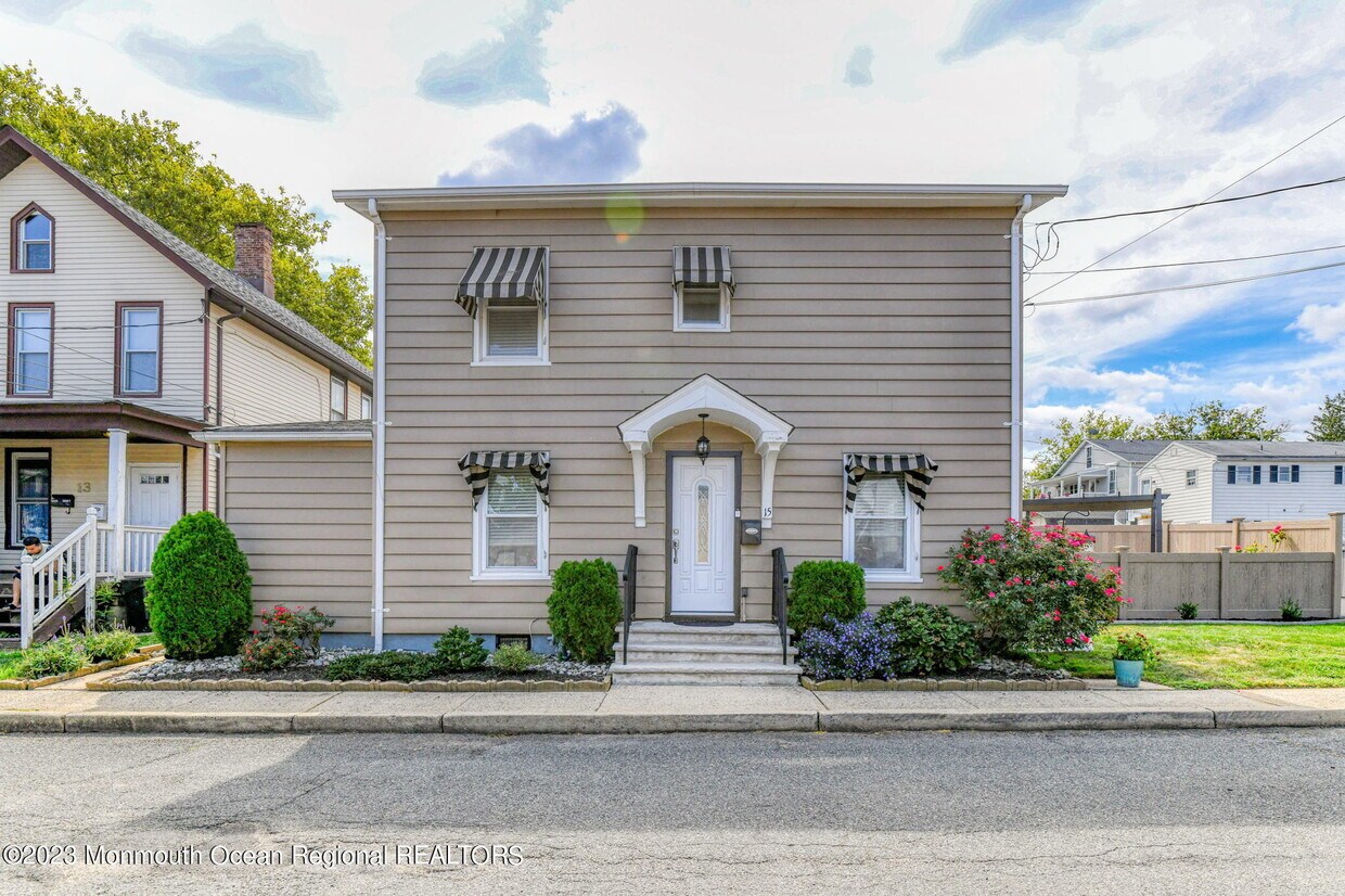 15 W 3rd St, Keyport, NJ 07735 House Rental in Keyport, NJ