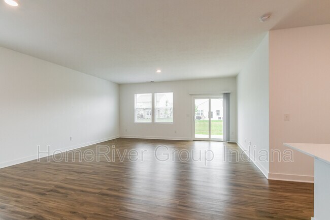 Building Photo - 2490 Mounts Run Ln