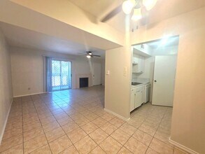 Building Photo - 12511 Ashford Meadow Dr