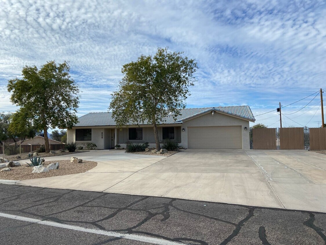 Primary Photo - WINTER RENTAL Oct-April 2024-2025