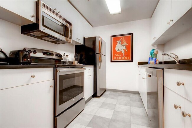 Foto del edificio - 330 River St