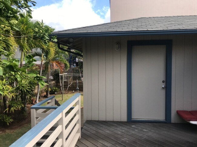 Building Photo - 1128 Hoolai St