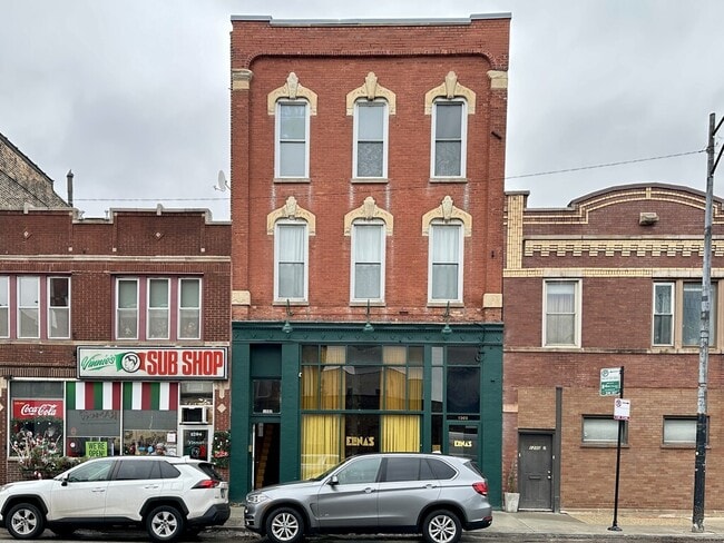 Building Photo - 1202 W Grand Ave