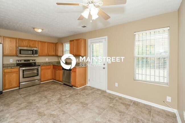 Foto del edificio - 3 Bedroom Pet-Friendly Home in Decatur, GA with Main Street Renewal