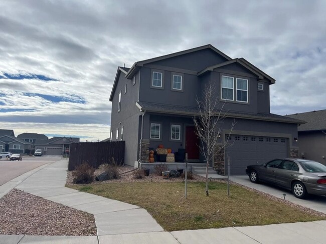 Building Photo - 7691 Barraport Dr
