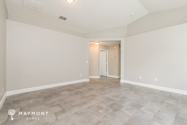 Building Photo - 1318 Oak Grove Ct