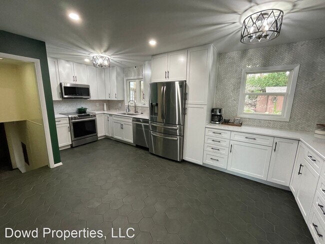 Building Photo - 3 br, 2 bath House - 17 Knollcrest Court