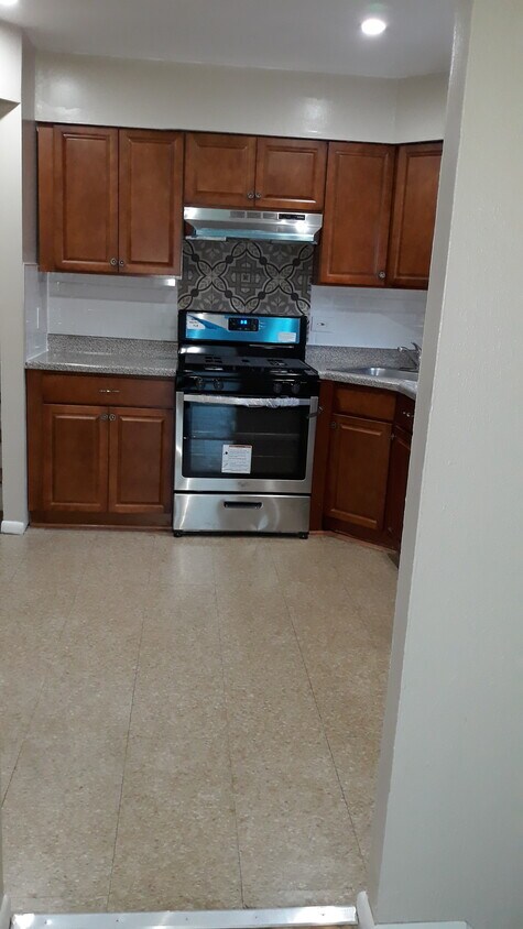 Kitchen 1 - 2060 Bergen Ave