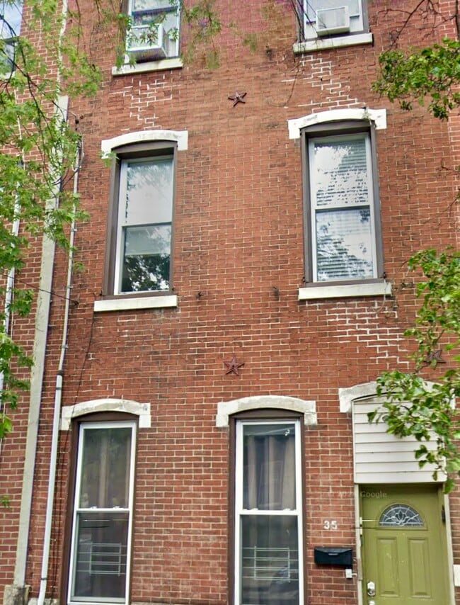 Building Photo - 35 N Preston St