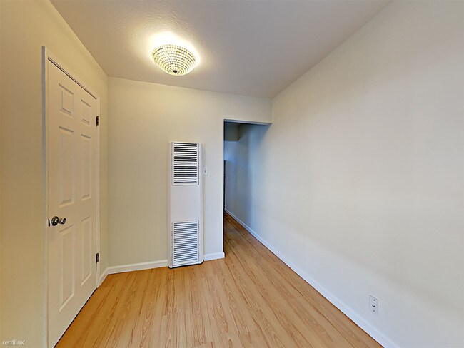 Building Photo - 2141 Fruitdale Ave