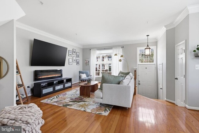 Building Photo - 8110 Cerromar Way