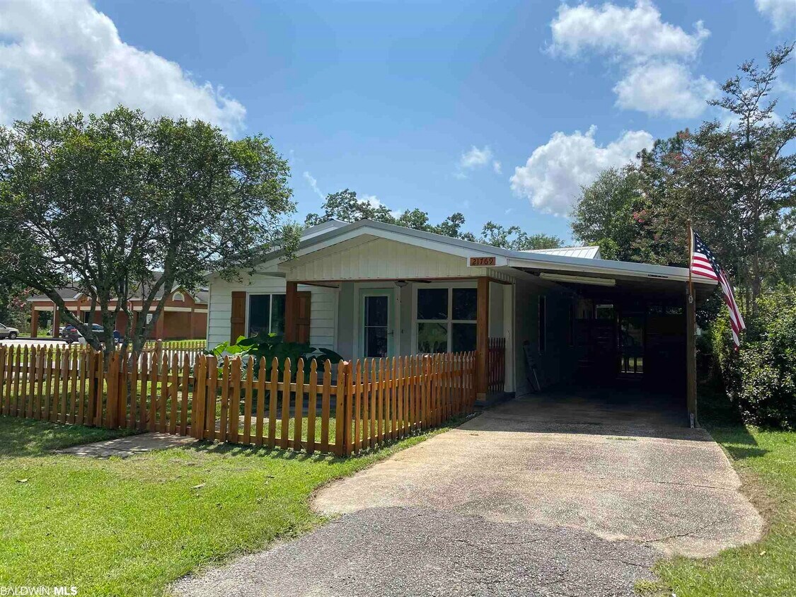 21769 Broad St, Silverhill, AL 36576 House Rental in Silverhill, AL