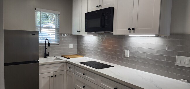 Foto del edificio - 30851 De Portola Rd