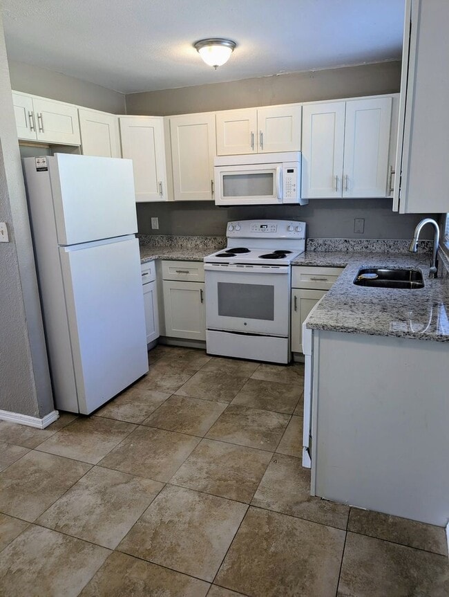 Foto del edificio - 1483 Elderton Dr