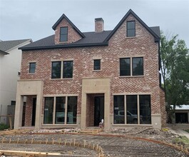 Building Photo - 4421 Emerson Ave