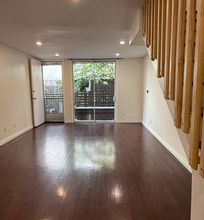 Foto del edificio - 11652 Chenault St