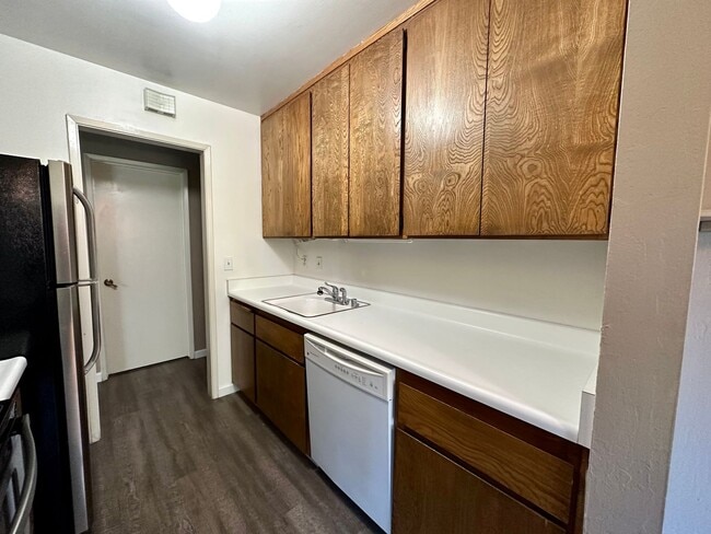 Foto del edificio - Lovely 2 bed 1 bath!