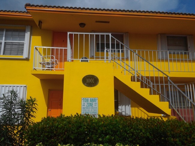 Foto del edificio - 8-Unit Multi Family