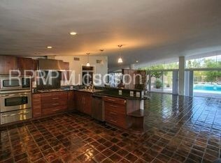 Building Photo - 7341 N Ellison Dr