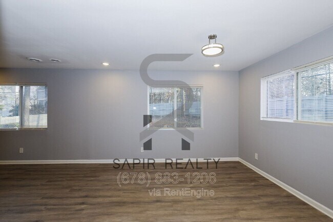 Foto del edificio - 1277 Goodwin Rd NE