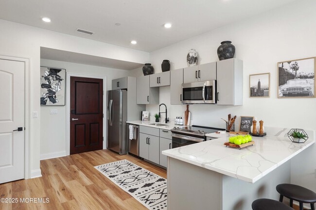 Foto del edificio - 179 Chelsea Ave