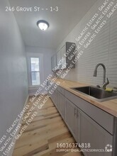 Building Photo - 246 Grove St