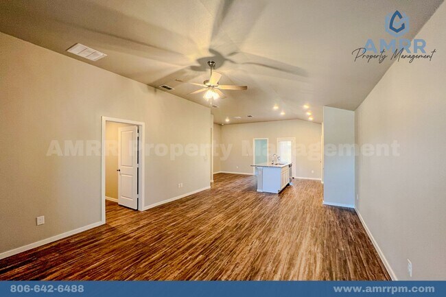 Foto del edificio - 3 Bedroom In Greenwood ISD!