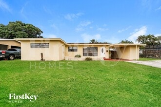 Building Photo - 1941 SW 38th Ave