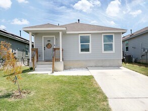 Building Photo - 8935 Astral Pl