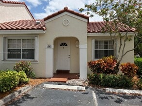 Building Photo - 1565 Springside Dr