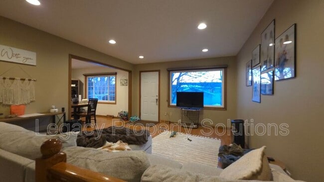 Foto del edificio - 1400 S 3rd St