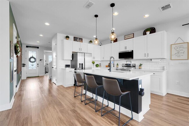 Building Photo - 3528 Bristol Cove Ln